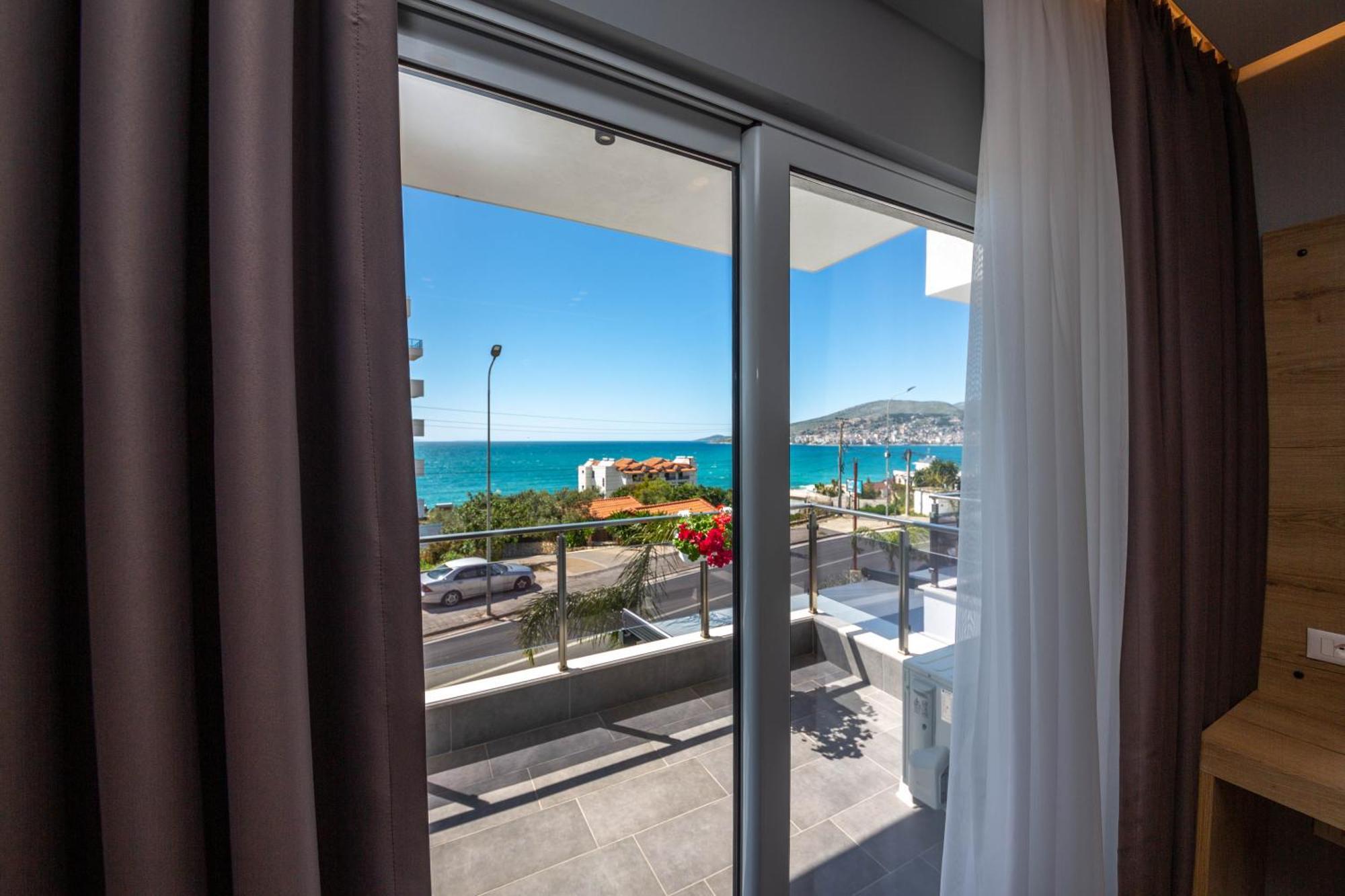 Hotel Azure Sarandë