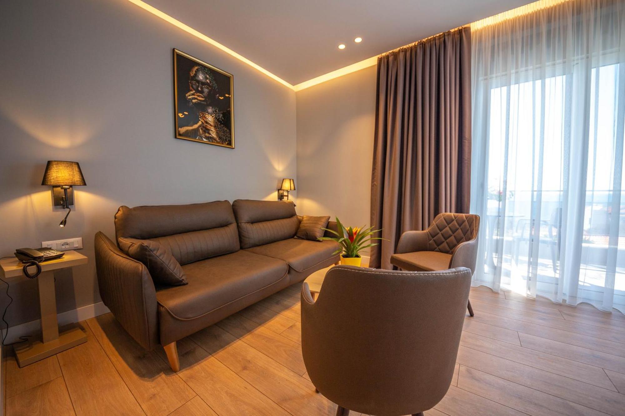 Hotel Azure Sarandë