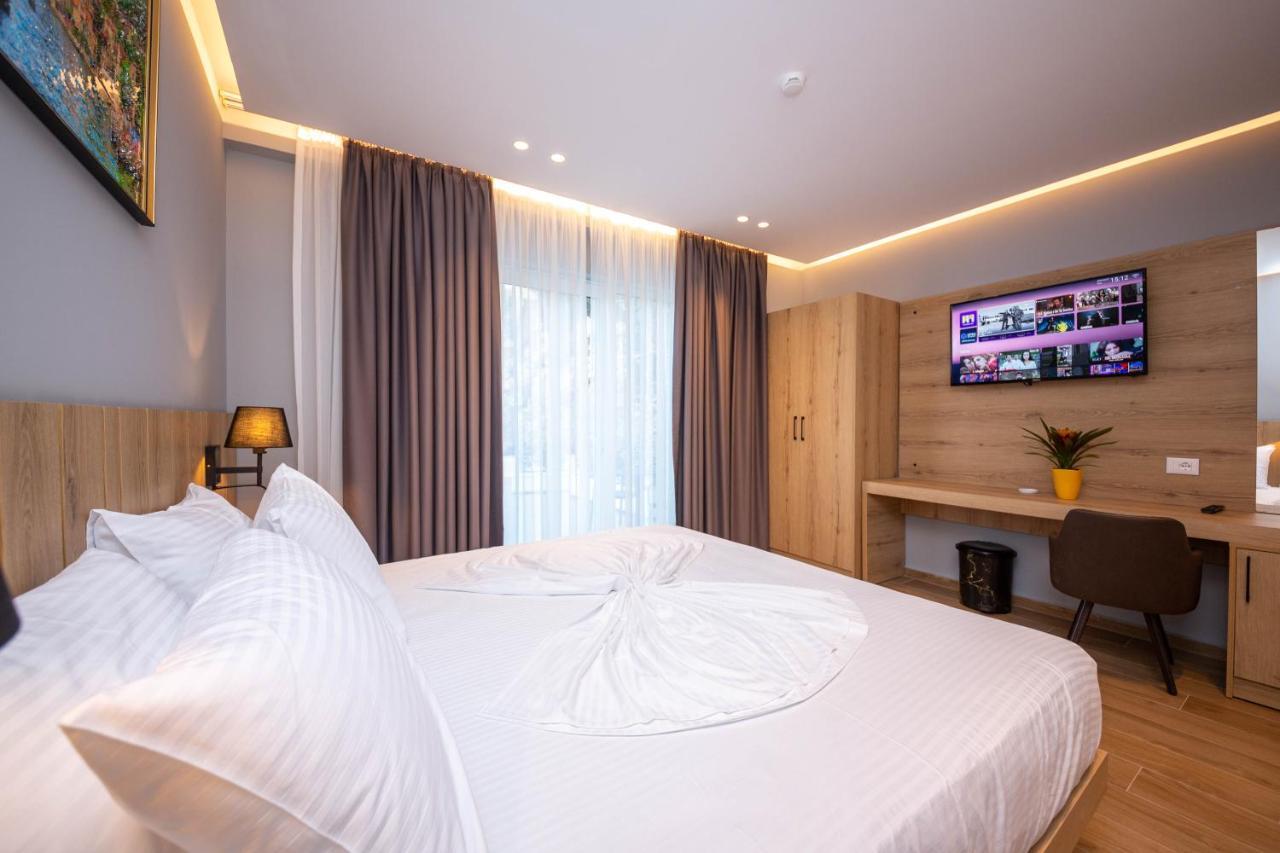 Hotel Azure Sarandë