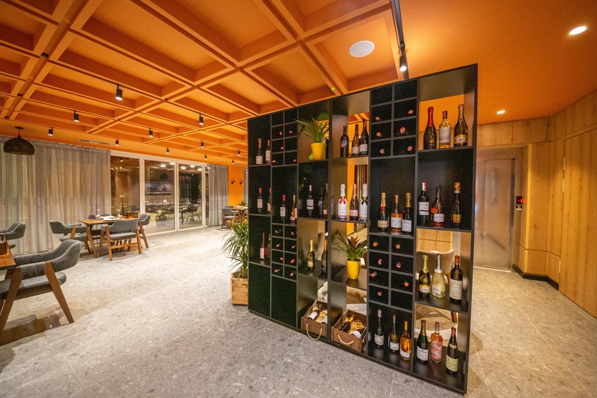 Azure 4* Sarandë